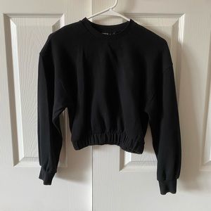 Cropped black zara sweater